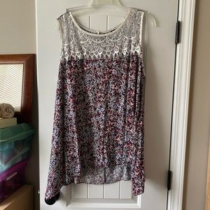 Skye’s the Limit Woman sleeveless top with lace bodice size 2X